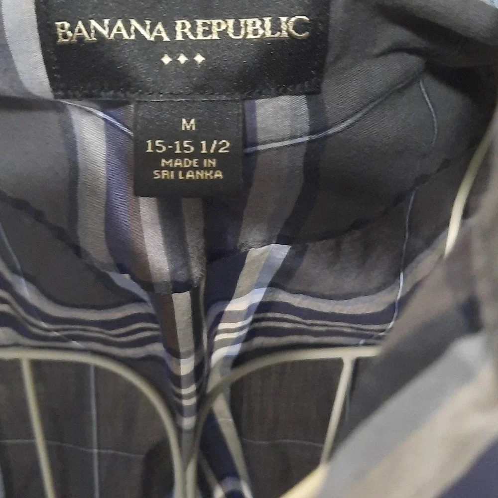 Banana Republic Blue Plaid Casual Button Down Shirt